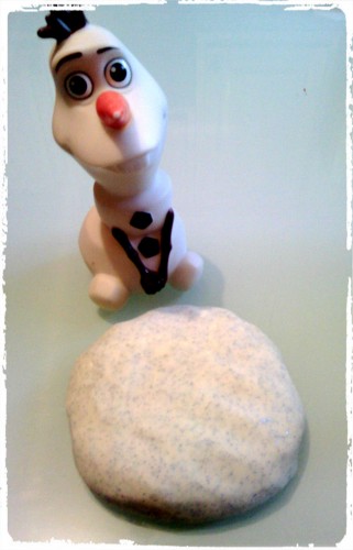 Pâte à modeler maison Reine des Neiges