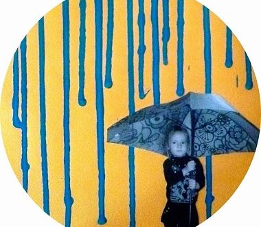 Bricolage pour enfants : coulure en peinture pour représenter la pluie