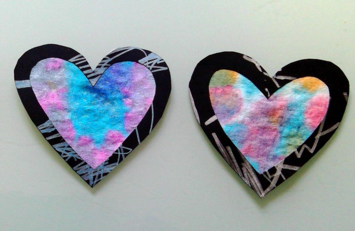 bricolage attrape soleil en forme de coeur pour enfant