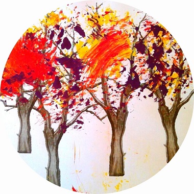 Bricolage d'automne : peindre une forêt avec une brosse 
