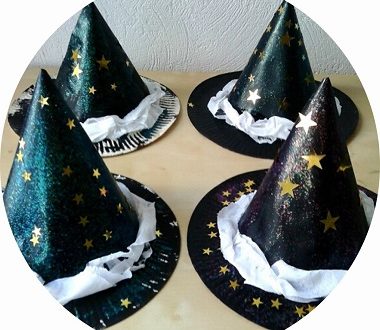 Bricolage halloween pour enfants : fabriquer des chapeaux de sorcière