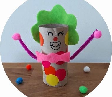 Bricolage pour le carnaval : fabriquer un clown avec un rouleau en carton