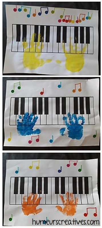 empreinte de main sur un piano, activité manuelle pour enfants
