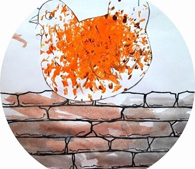 Bricolage pour enfant : représentation de la comptine une poule sur un mur