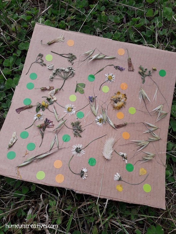 tableau champêtre réalisé avec des fleurs