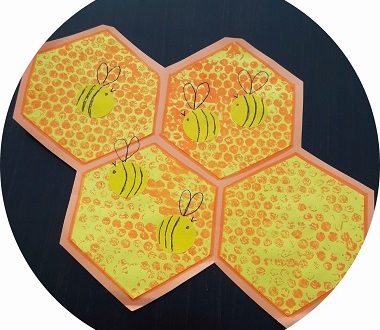 Activité manuelle pour enfants : fabriquer une ruche en peinture avec des abeilles