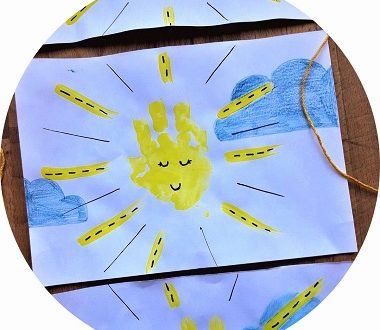 Bricolage pour enfant : soleil en empreinte de main